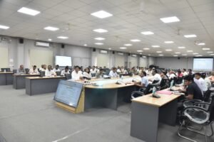 कोंडागांव में तंबाकू नियंत्रण पर सख्ती: कलेक्टर ने की समीक्षा, उल्लंघन करने वाली कंपनियों को नोटिस